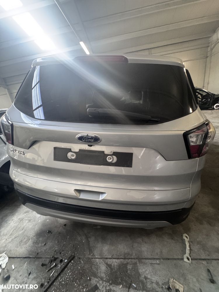 Hayon ford kuga 2018 - 1