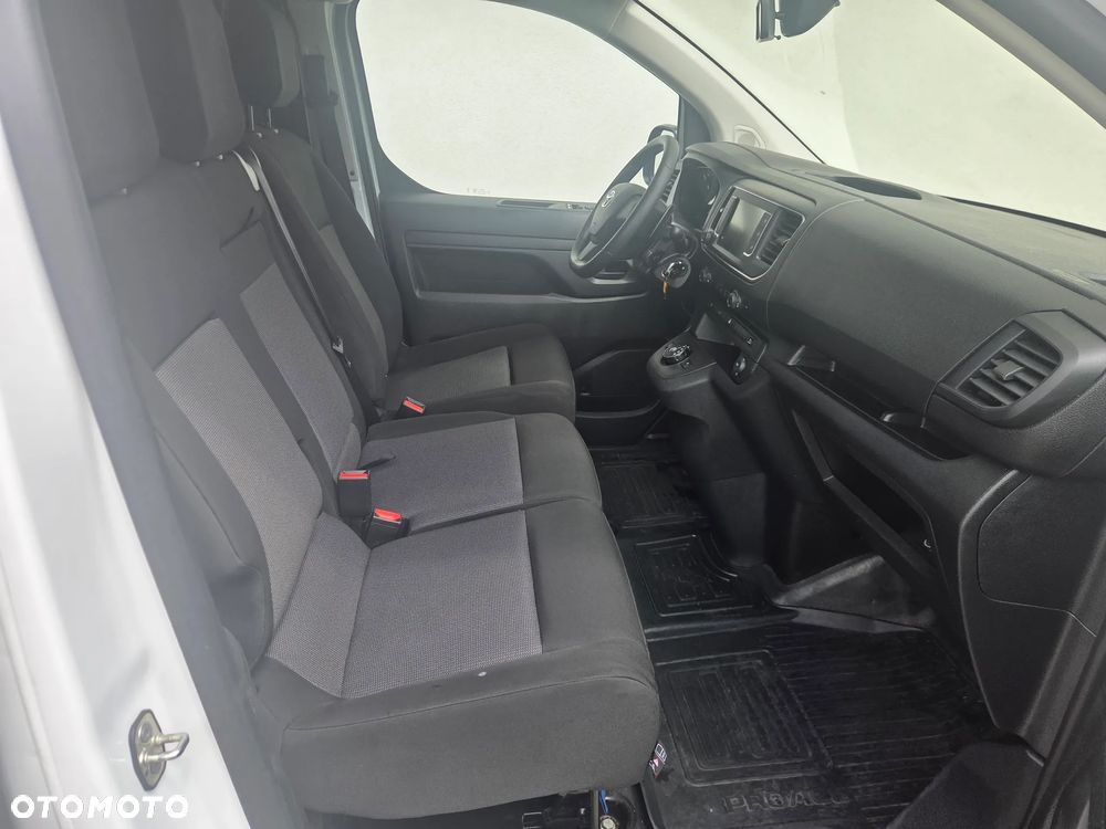 Toyota Proace - 10