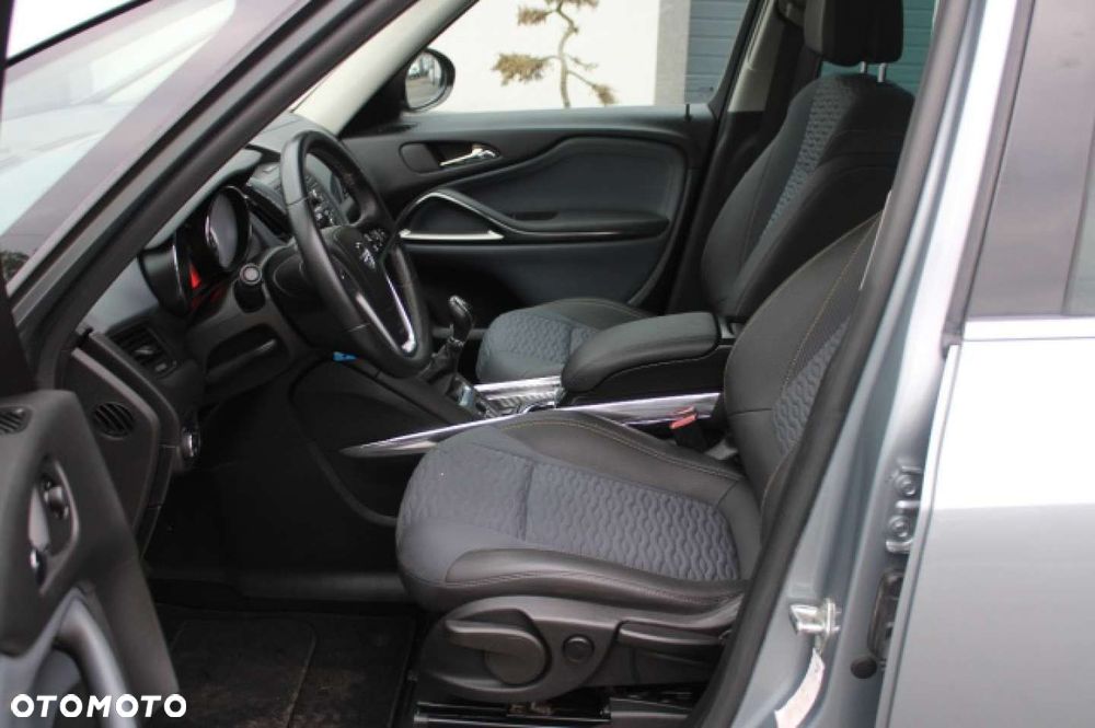 Opel Zafira - 18
