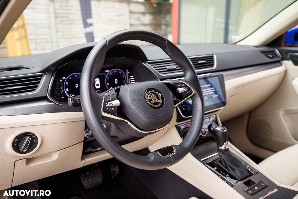 Skoda Superb 2.0 TDI DSG Sportline - 21