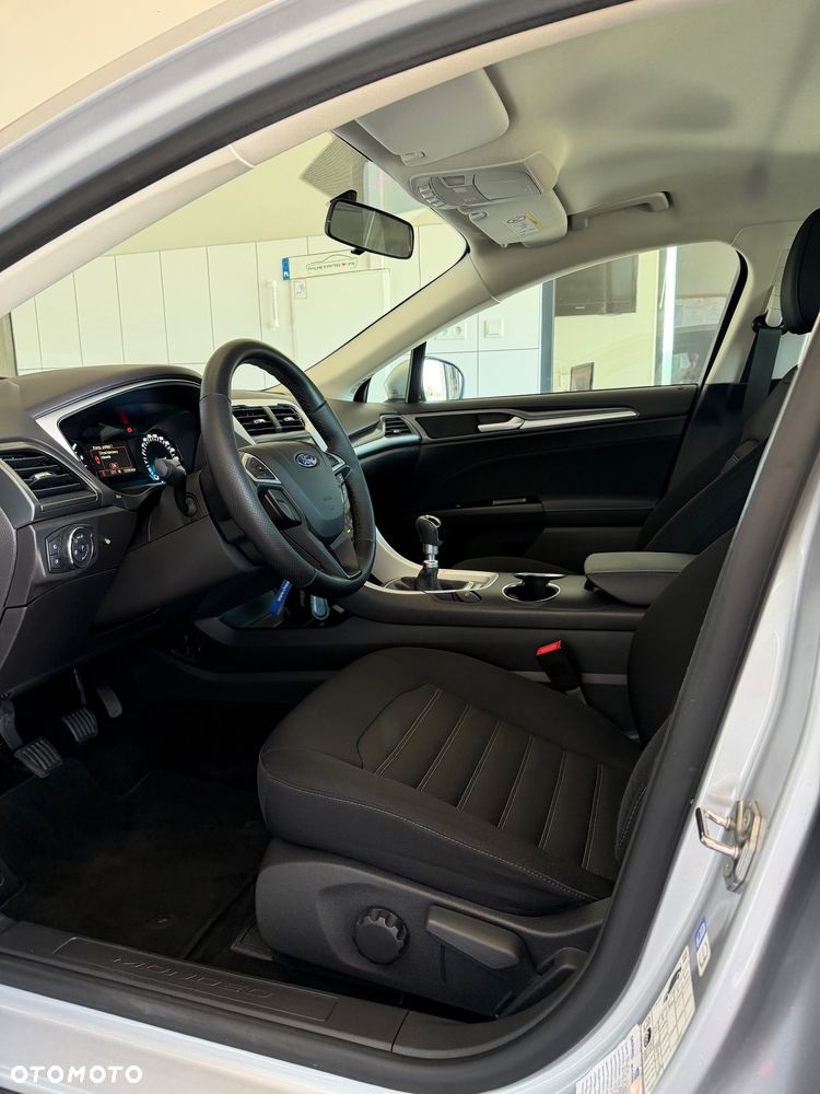 Ford Mondeo - 15