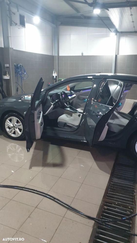 Volkswagen Golf 1.5 eTSI ACT DSG MHEV Life - 6