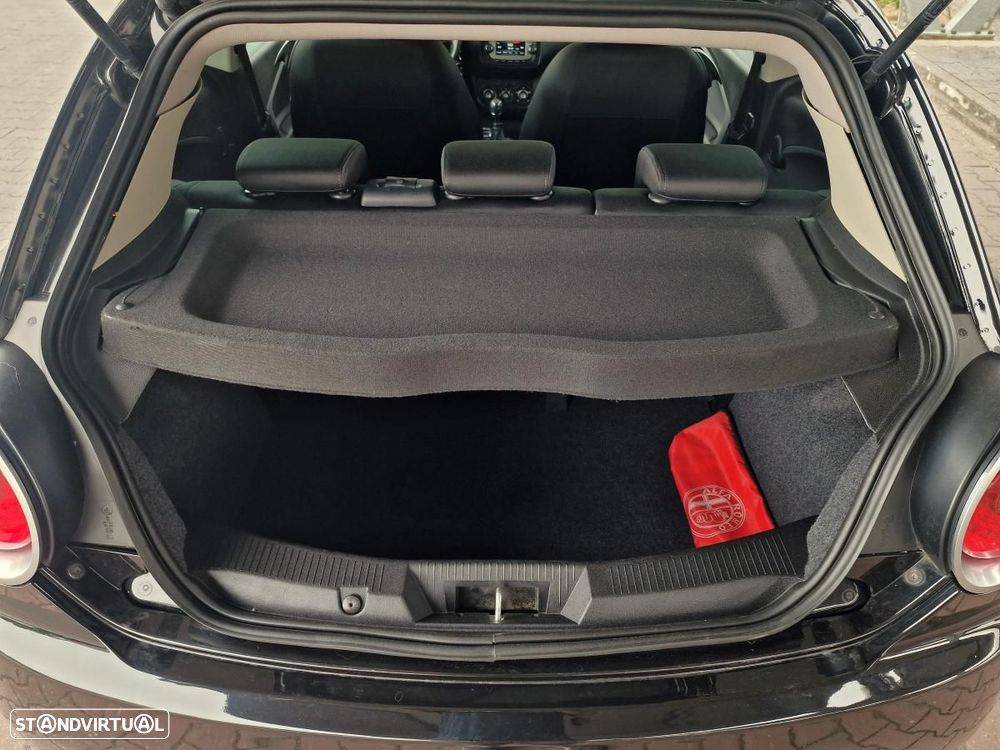 Alfa Romeo MiTo 0.9 T TwinAir Distinctive - 23