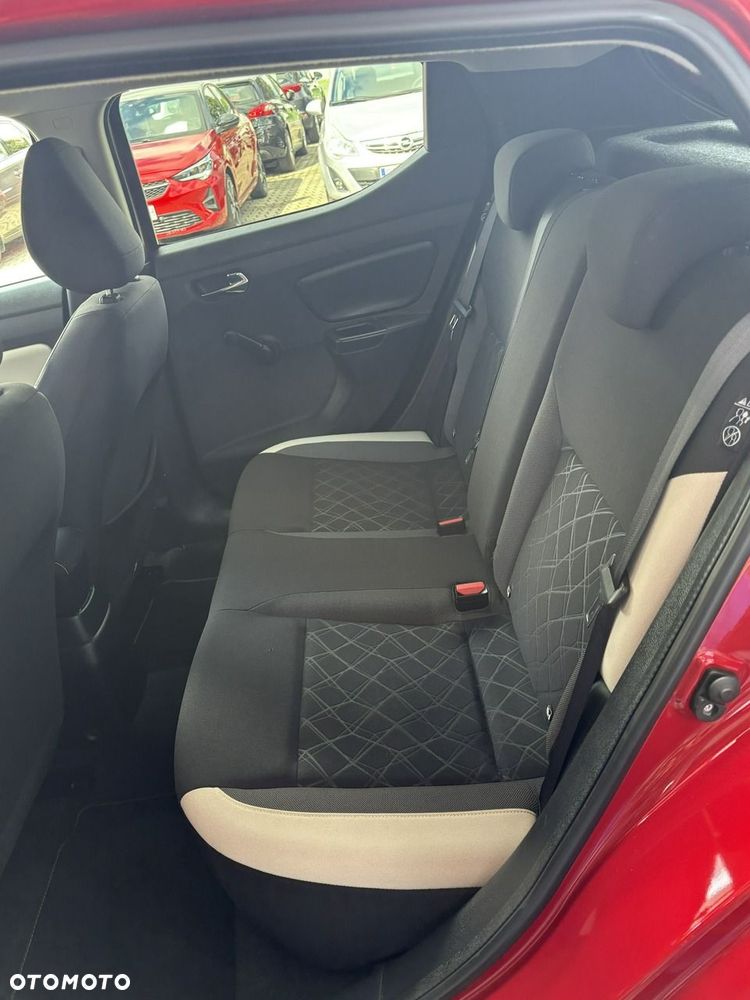Nissan Micra - 15