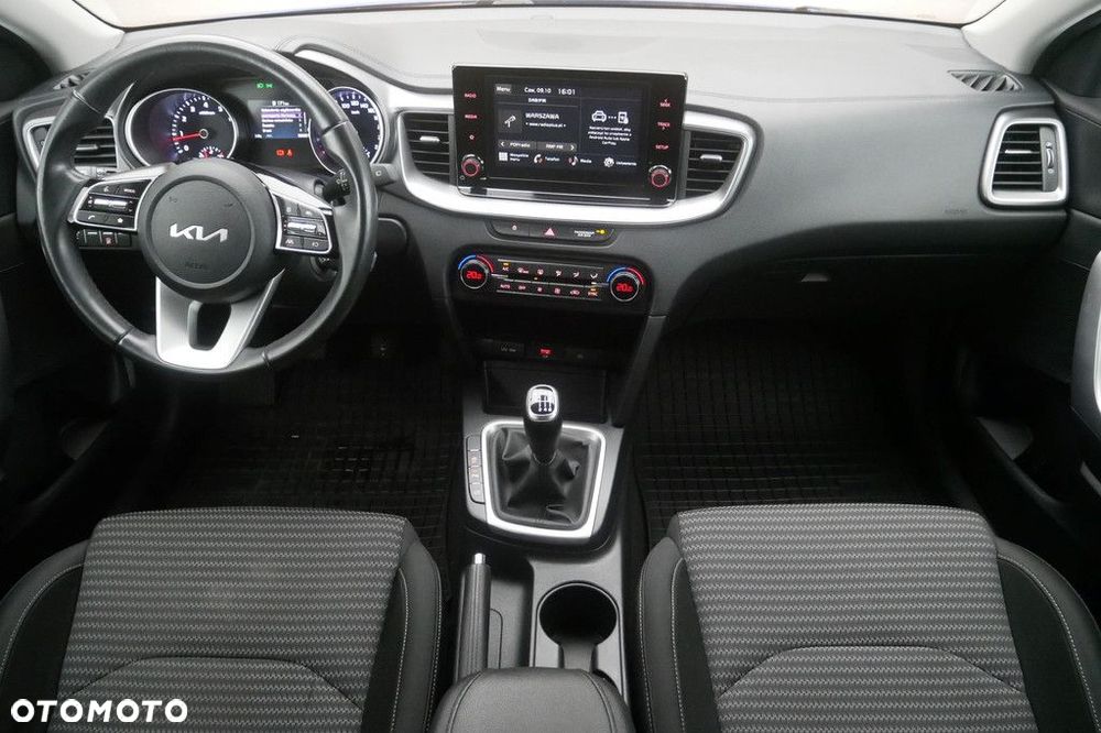 Kia Ceed 1.5 T-GDI M - 8