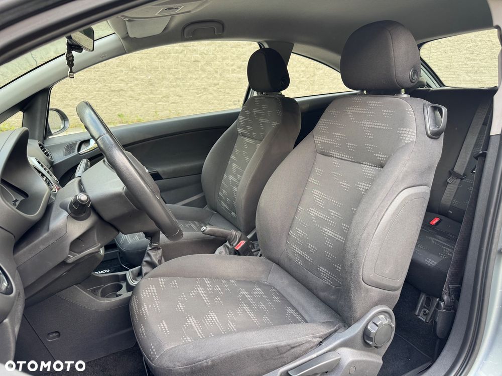 Opel Corsa 1.2 16V Enjoy - 10