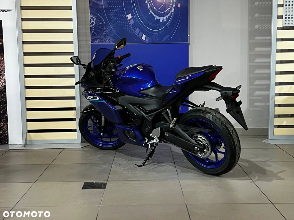 Yamaha R3 - 13