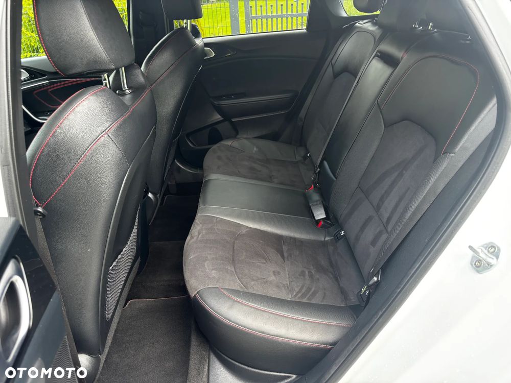 Kia Ceed 1.6 T-GDI GT XL - 11