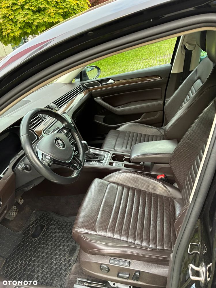 Volkswagen Passat - 3