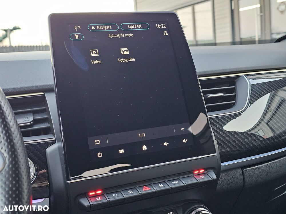 Renault Arkana E-TECH Hybrid RS Line - 28