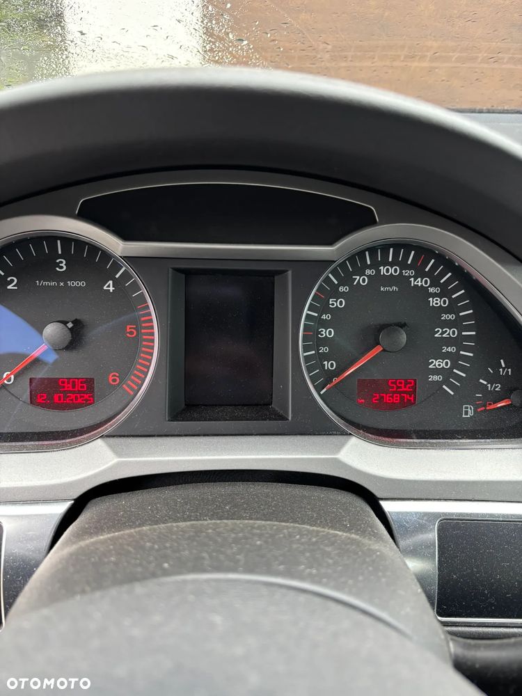 Audi A6 - 12