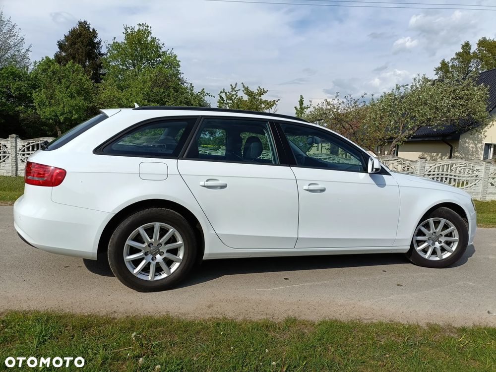 Audi A4 Avant - 9