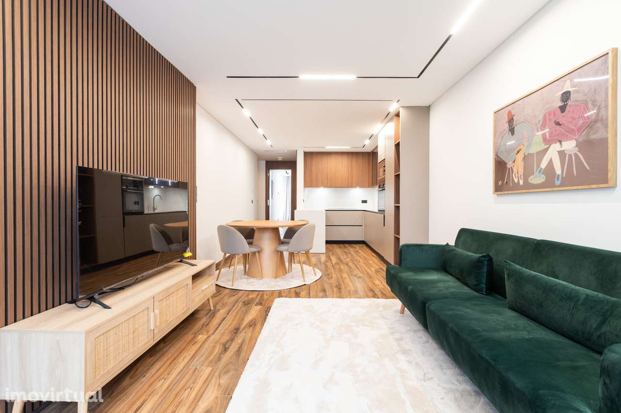 Luxo Refinado no Coração de Lisboa: Apartamento Remodelado com Vistas - Grande imagem: 3/24