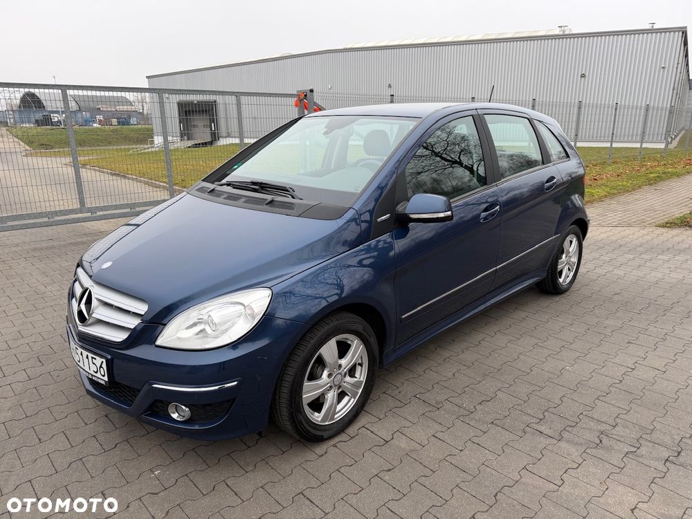 Mercedes-Benz Klasa B 180 - 10