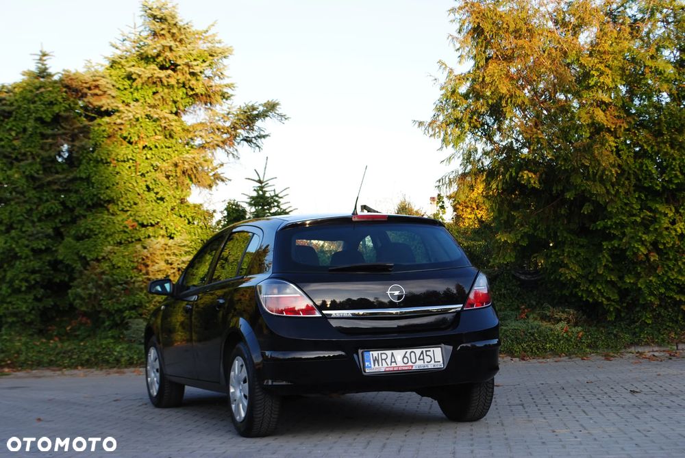 Opel Astra 1.6 Edition - 2