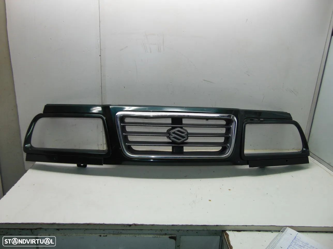 Suzuki Vitara grelha - 1