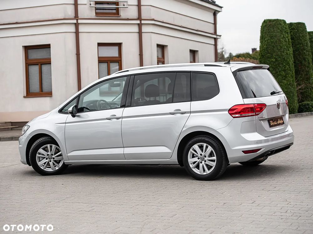 Volkswagen Touran 2.0 TDI SCR DSG Comfortline - 11