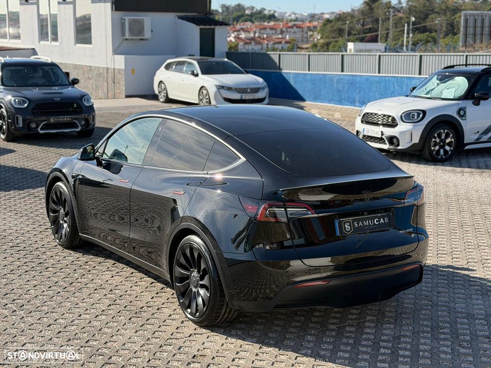 Tesla Model Y Performance Dual Motor AWD - 5