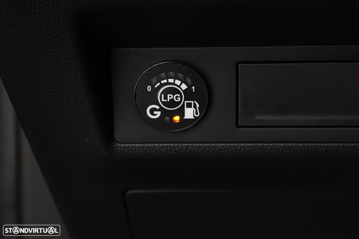Renault Captur 1.0 TCe Techno Bi-Fuel - 21