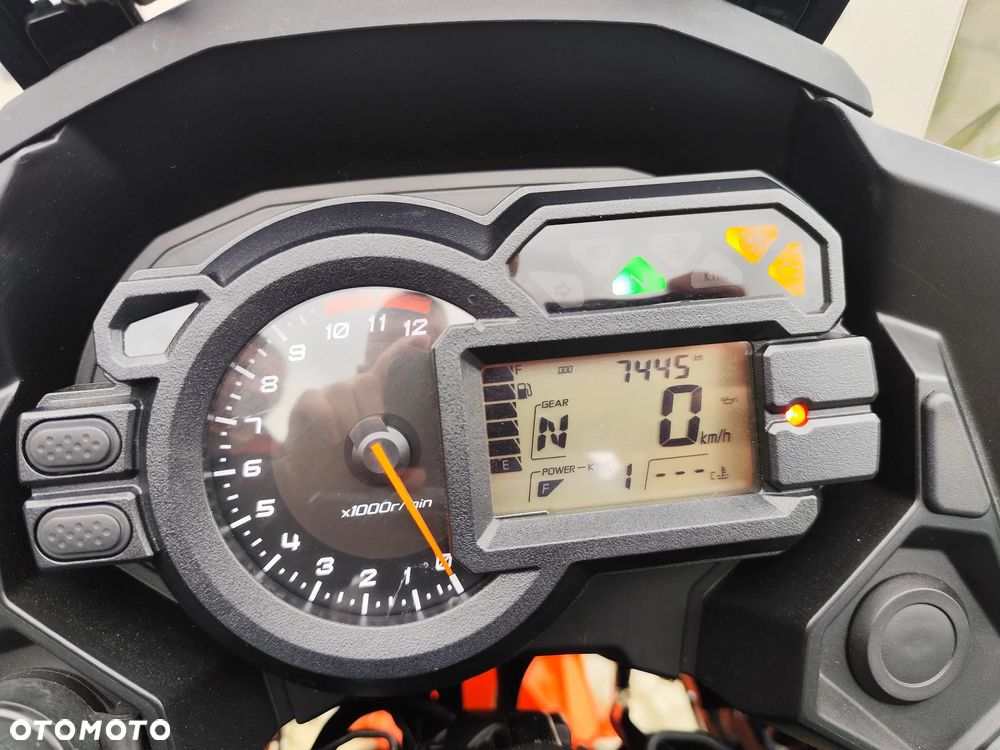 Kawasaki Versys 1000 - 16