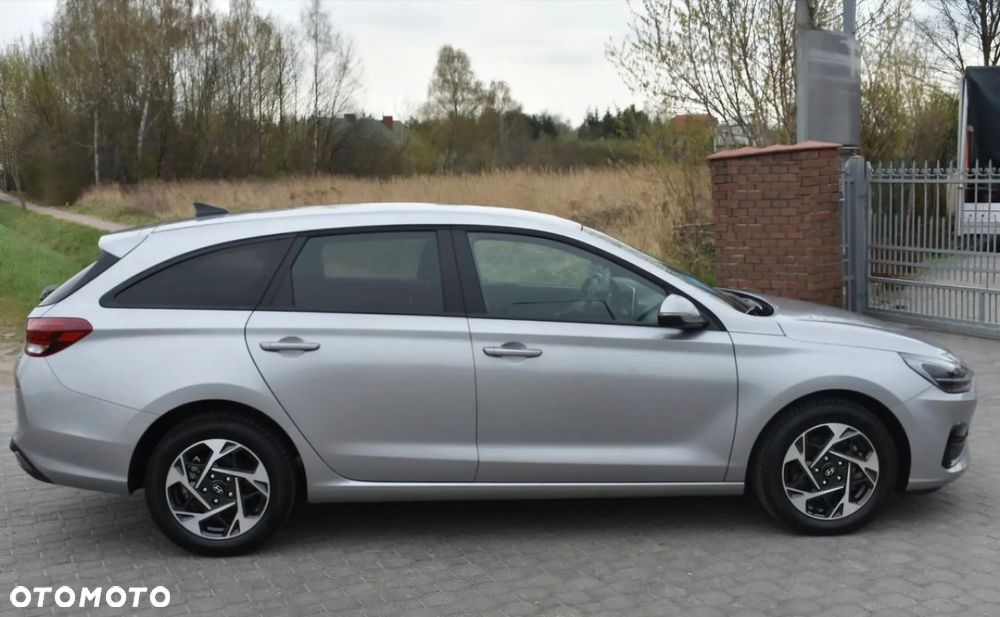 Hyundai i30 1.5 T-GDI 48V Smart - 3