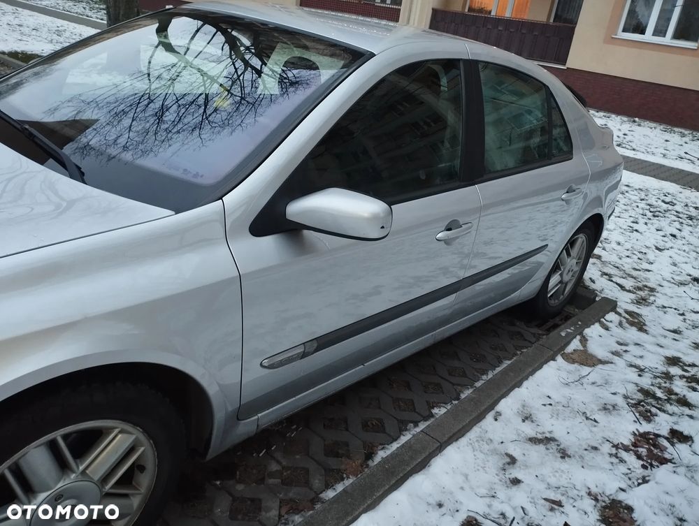 Renault Laguna - 2