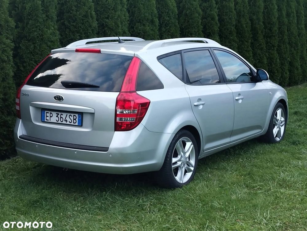 Kia Ceed 2.0 CRDi TX - 8
