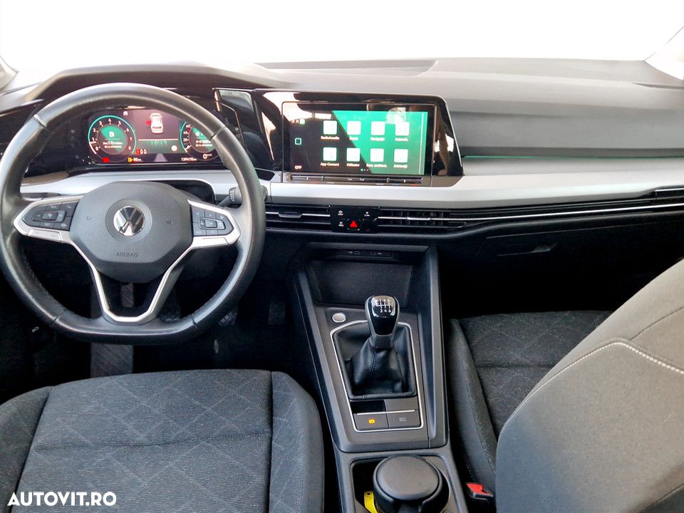 Volkswagen Golf 1.5 TSI ACT Life - 11