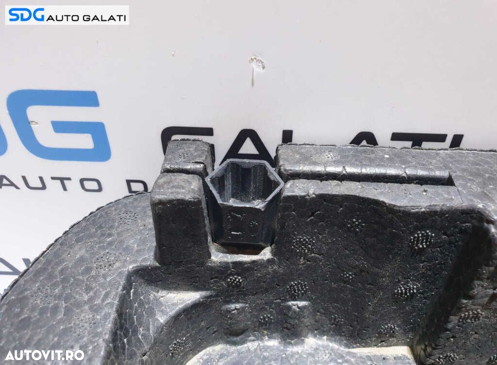 Trusa Suport Spuma Cheie Roti Cui Carlig Infiletant Remorcare Renault Megane 3 2008 - 2015 Cod 995040009R - 3