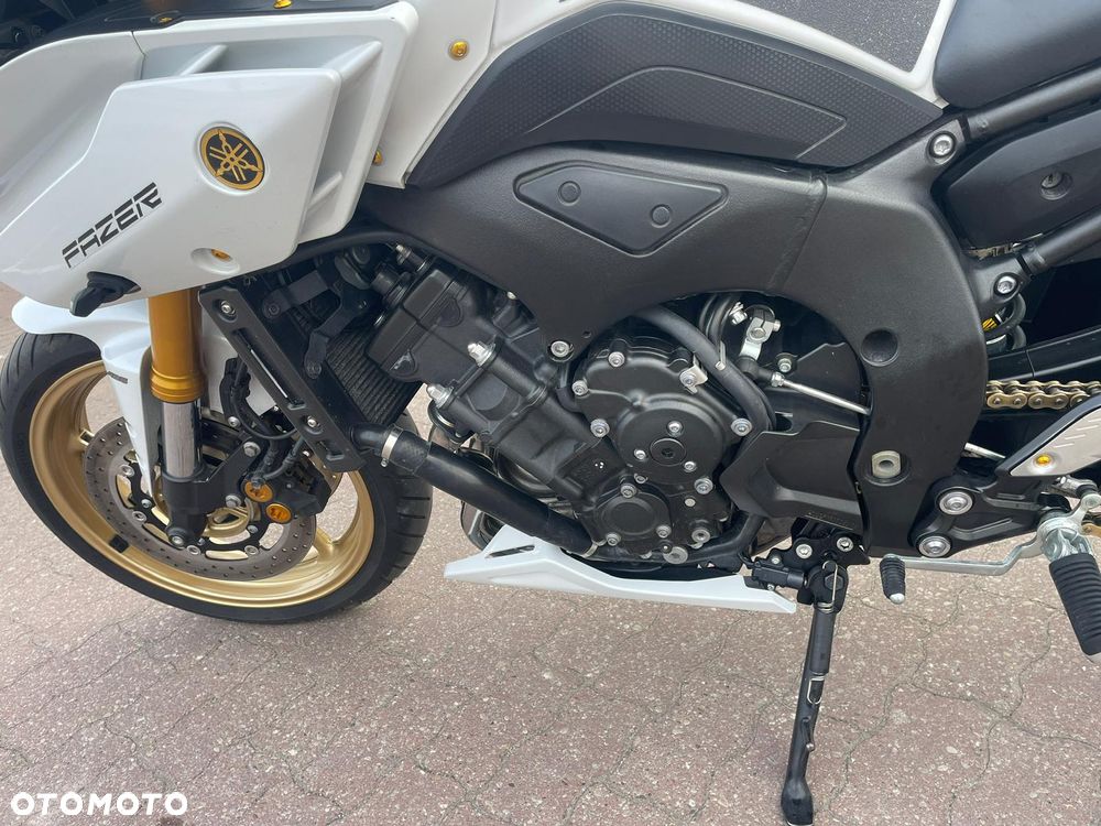 Yamaha FZ8 - 8