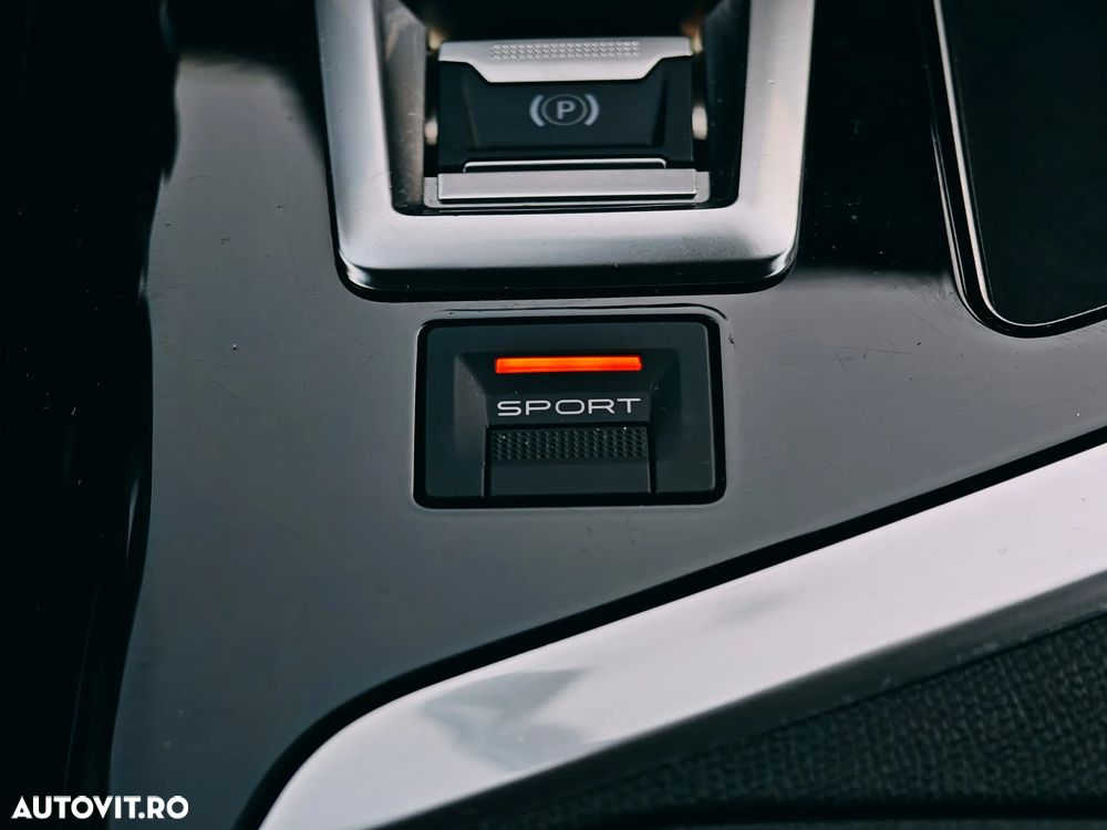 Peugeot 3008 PureTech 130 Stop & Start GPF EAT8 Crossway - 26