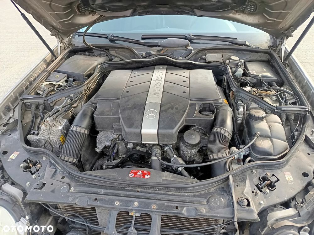 Mercedes-Benz Klasa E 320 T Avantgarde - 16