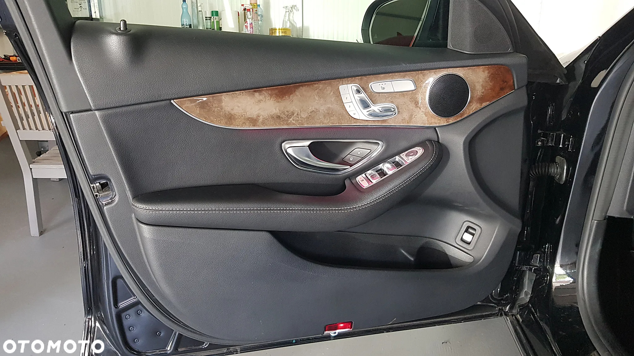 Mercedes-Benz Klasa C 300 7G-TRONIC Avantgarde - 24