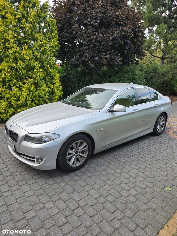 BMW Seria 5 530d xDrive Modern Line - 7