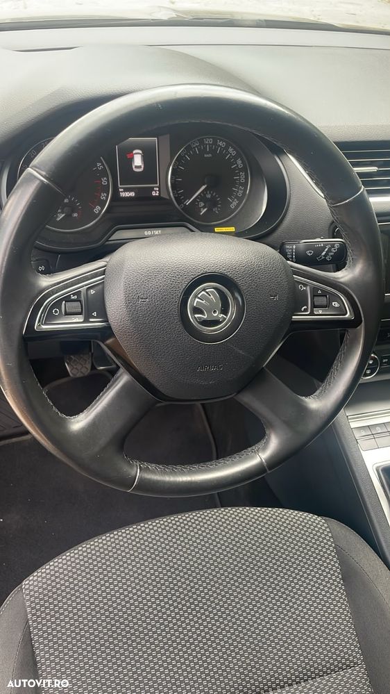 Skoda Octavia - 9