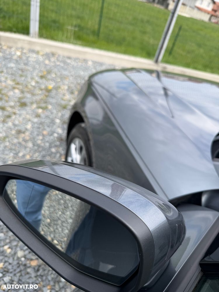 Audi A4 2.0 TDI ultra S tronic - 11