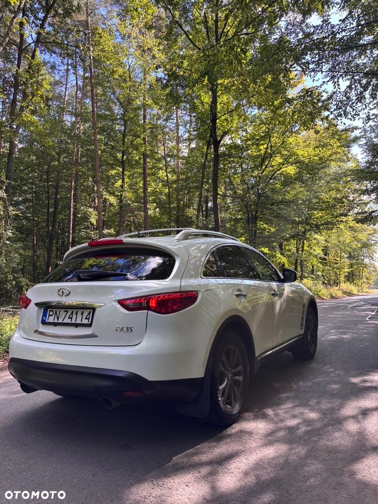 Infiniti FX FX35 - 9