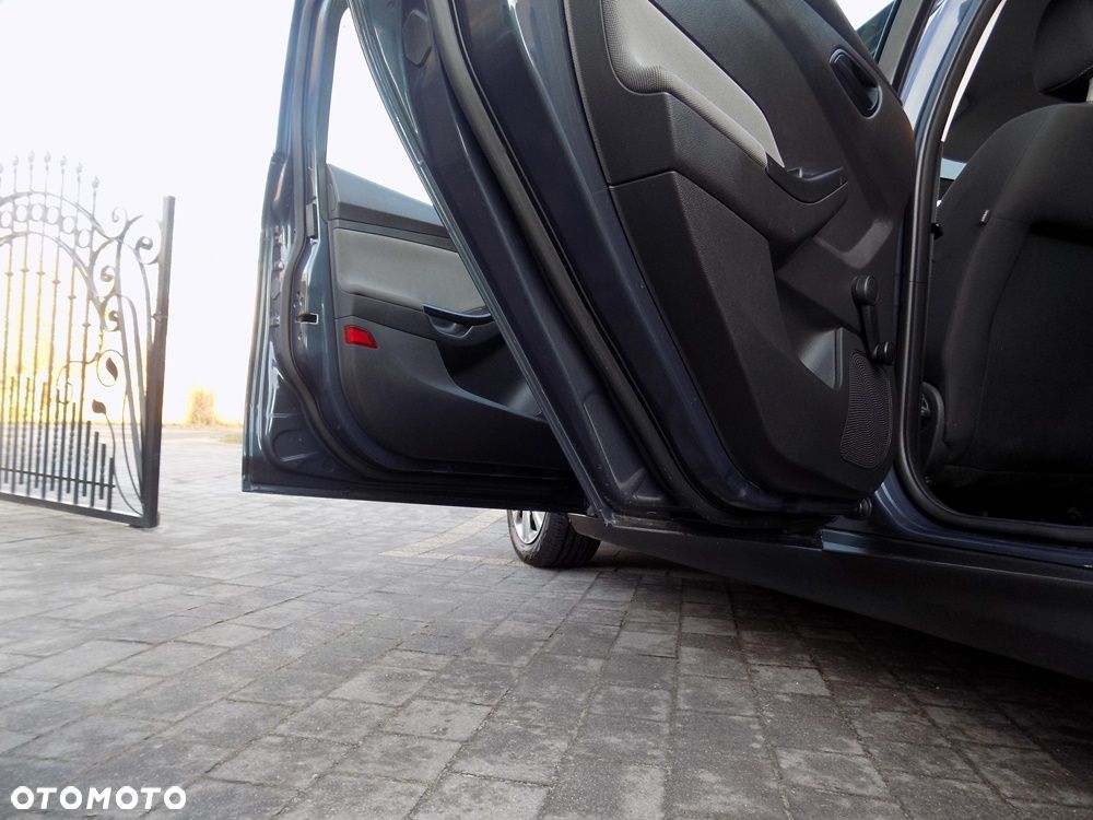 Ford Focus 1.6 Edition - 27