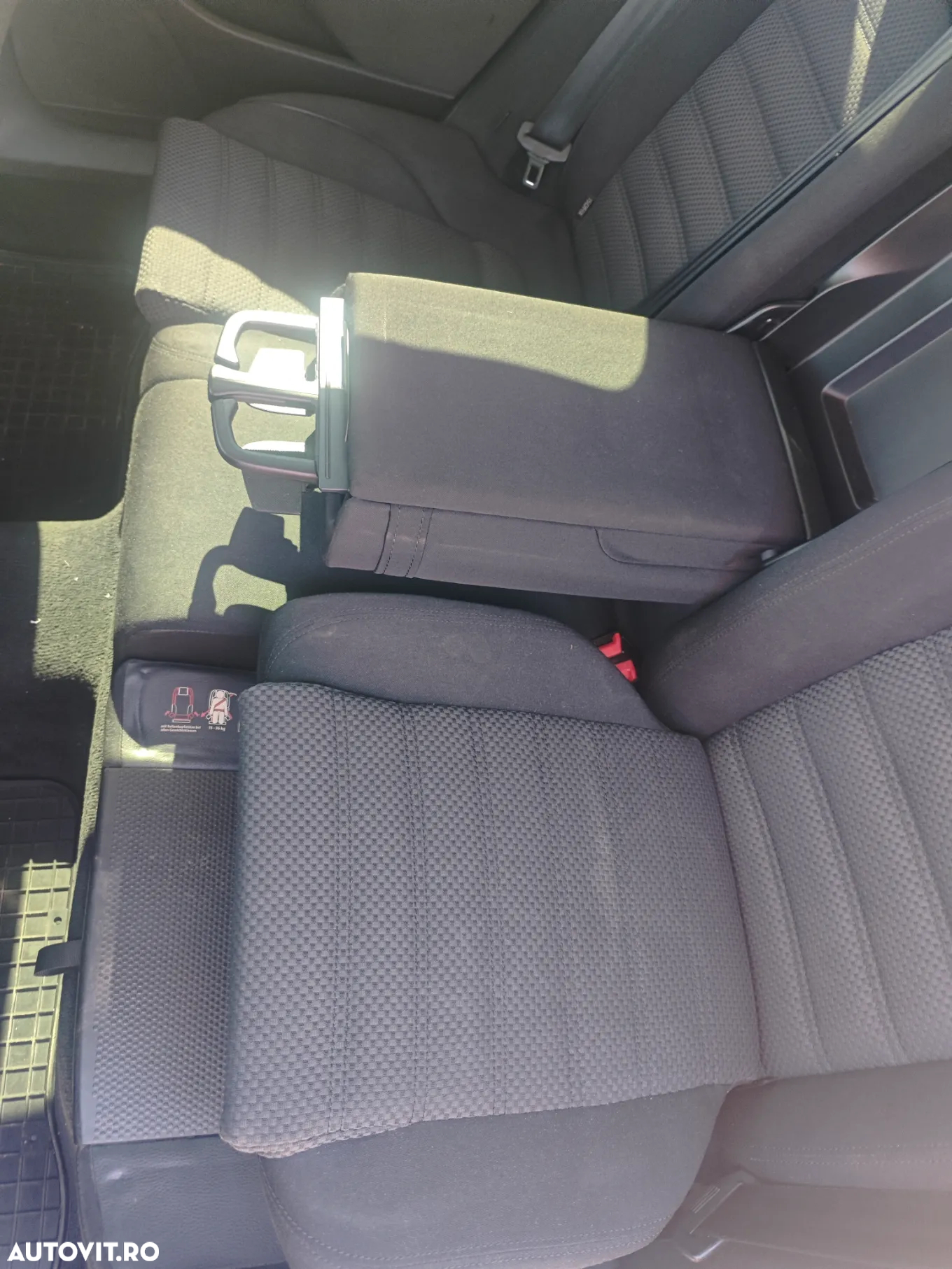 Volkswagen Passat Variant 2.0 TDI DPF DSG Highline - 32
