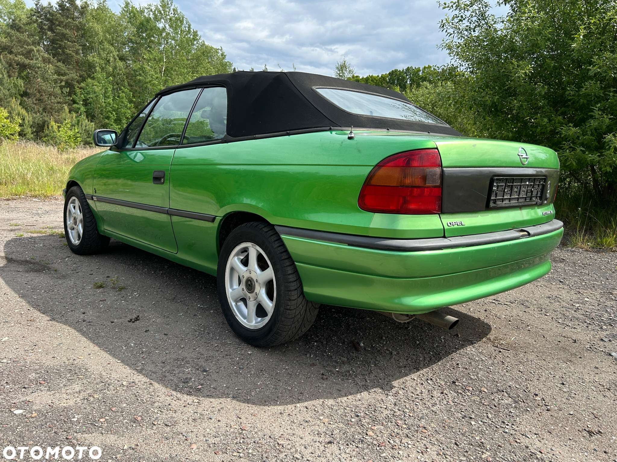 Opel Astra 1.6 GL - 4