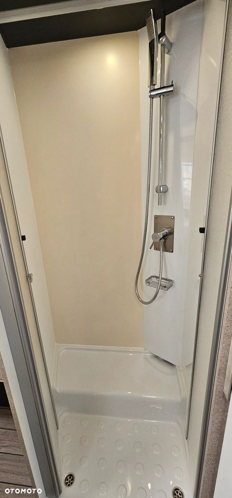 McLOUIS MC4 379 - 28