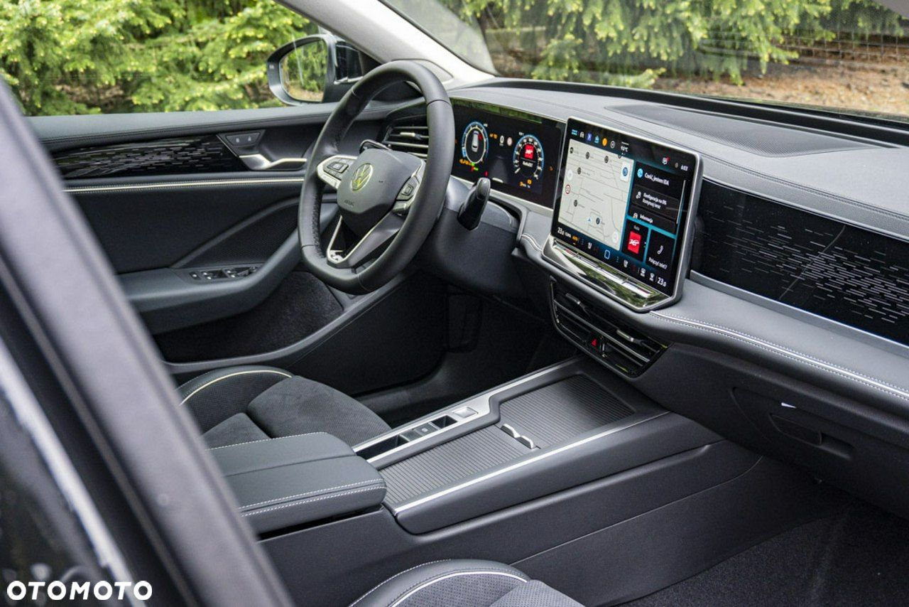 Volkswagen Passat - 25