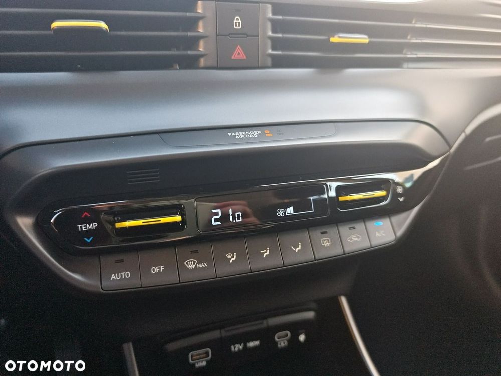 Hyundai i20 - 15