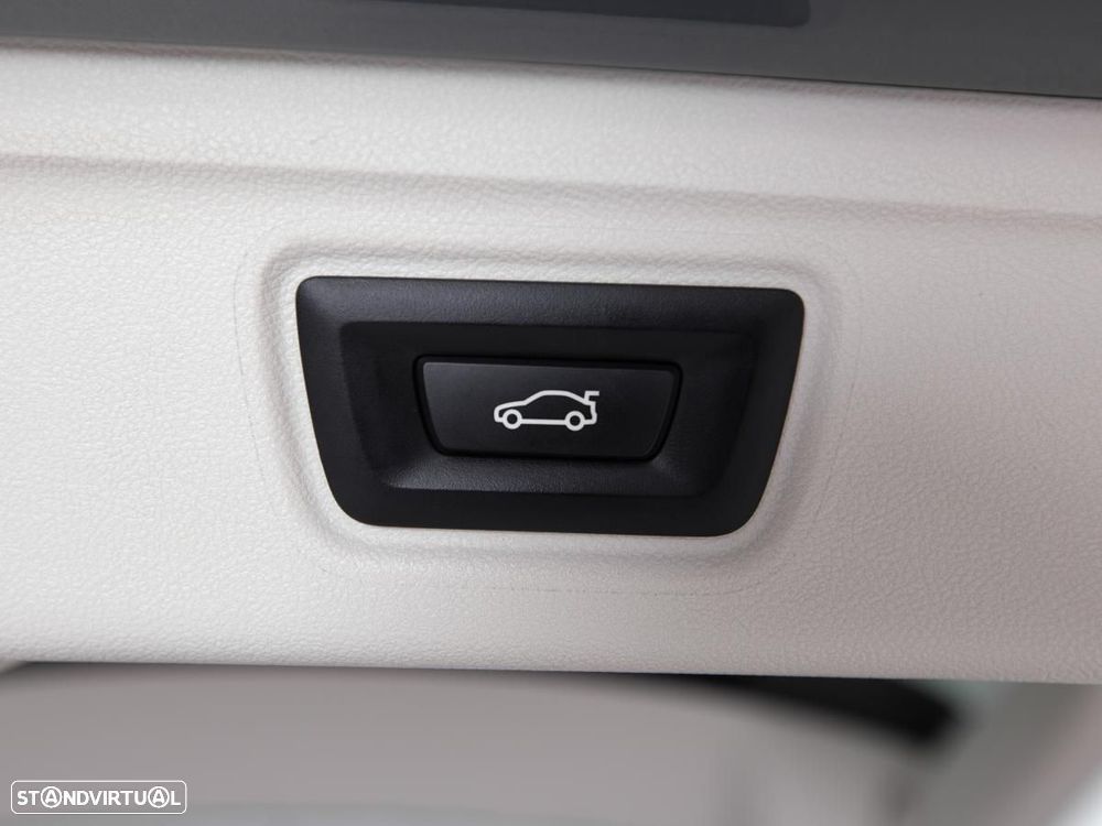BMW 320 e Auto - 15