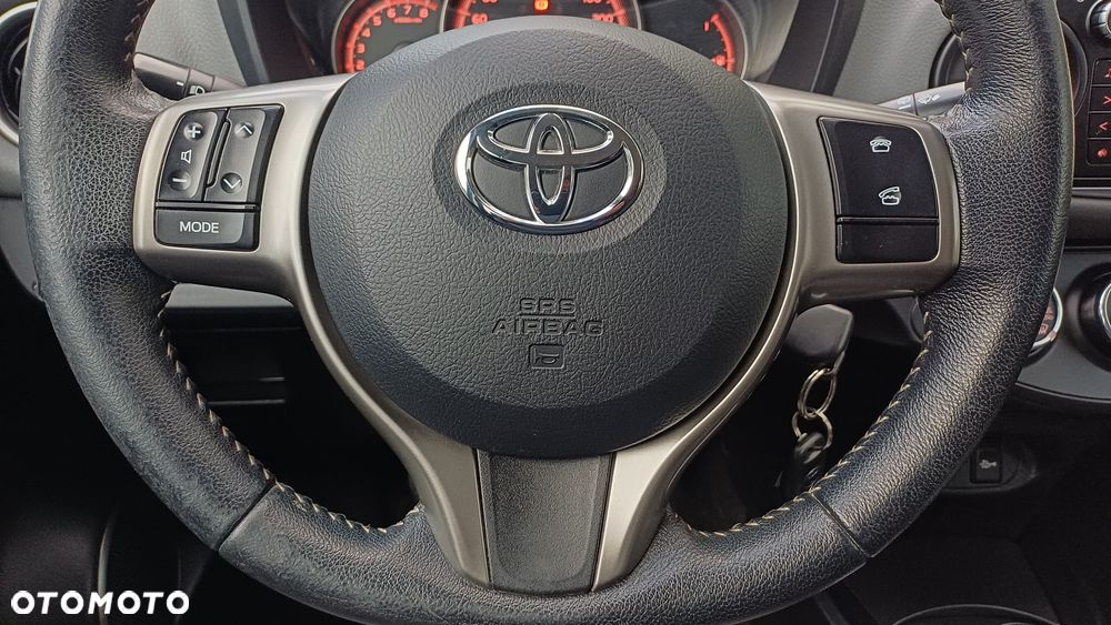 Toyota Yaris 1.0 Premium EU6 - 20