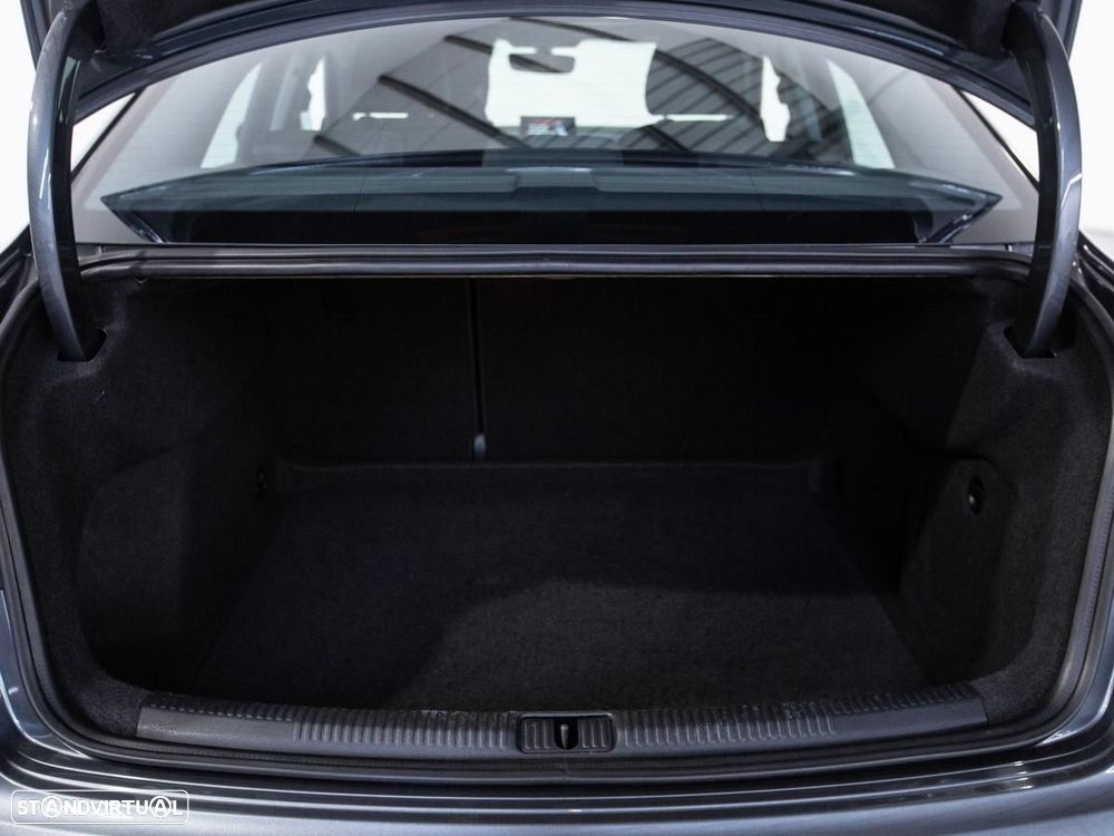 Audi A3 Limousine 1.6 TDI - 12