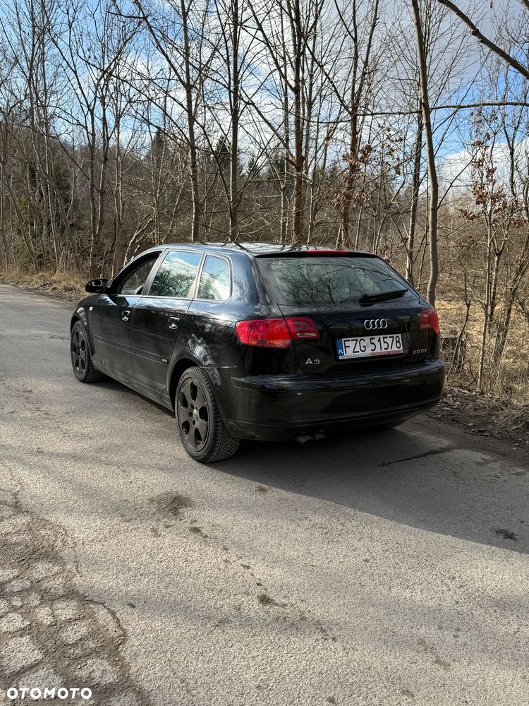 Audi A3 Sportback - 2