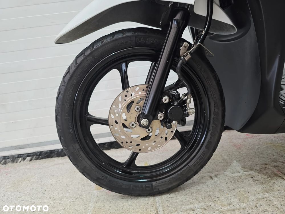Suzuki Address - 16