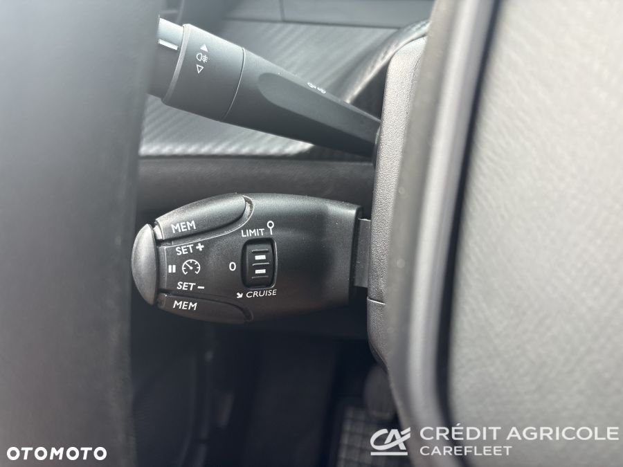 Peugeot 208 1.2 PureTech Like S&S - 24