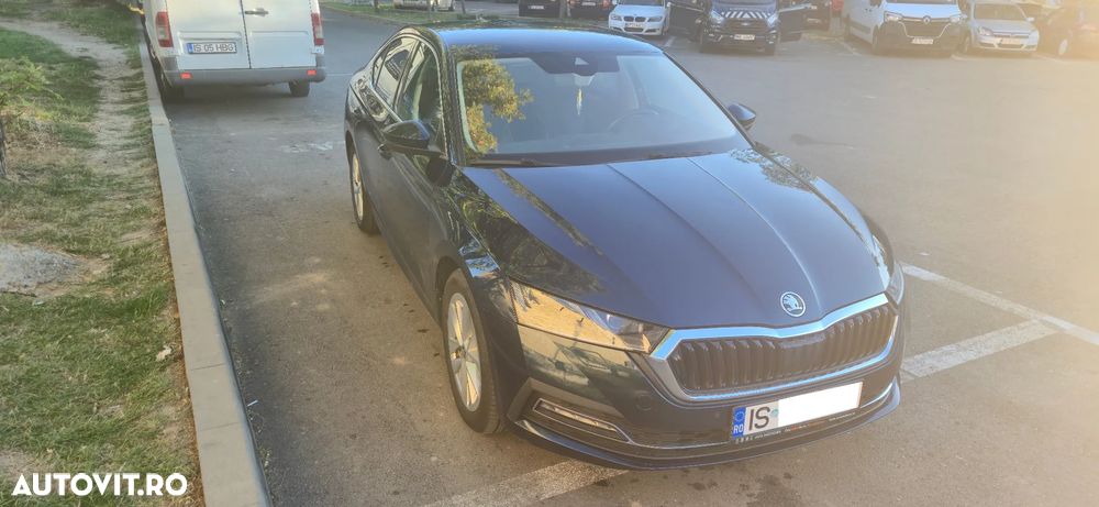 Skoda Octavia 2.0 TDI DSG Style - 3